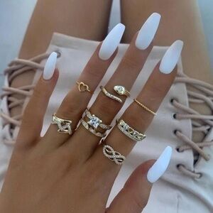 3/$30 💛 Boho Ring Set